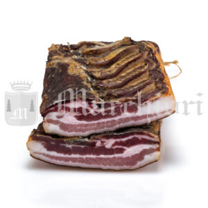 Pancetta affumicata a metà